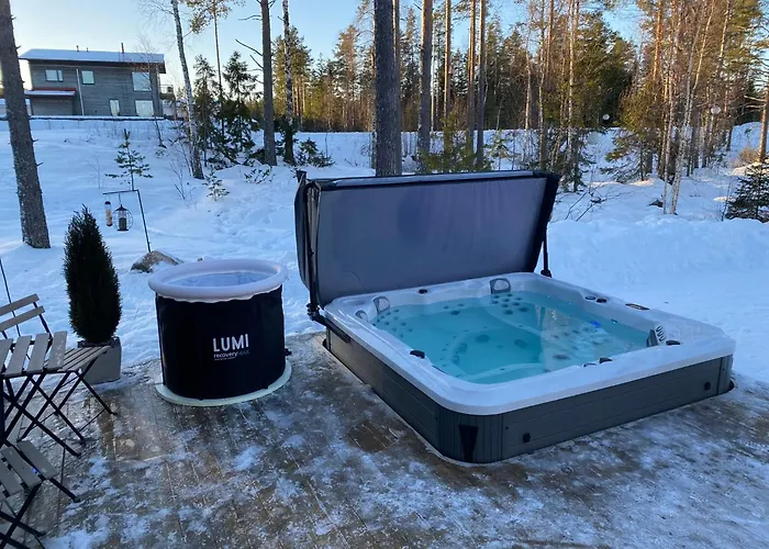 With Sauna & Jacuzzi & Cold Water Tub Lägenhet Nokia